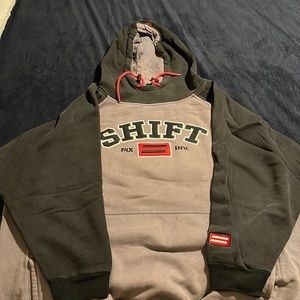L Shift vintage racing hoodie